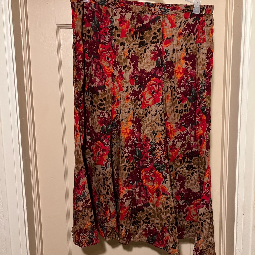Vintage White Stage Animal Print and Floral Skirt